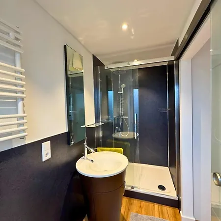 In - & Quiet - Terrace And Large Windows - Incl Parking, Fast Wifi, Box-spring Bed, Washer & Dryer, Netflix Kranenburg (North Rhine-Westphalia)