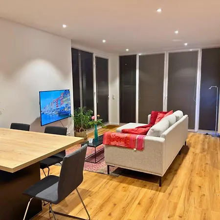 In - & Quiet - Terrace And Large Windows - Incl Parking, Fast Wifi, Box-spring Bed, Washer & Dryer, Netflix Kranenburg (North Rhine-Westphalia)