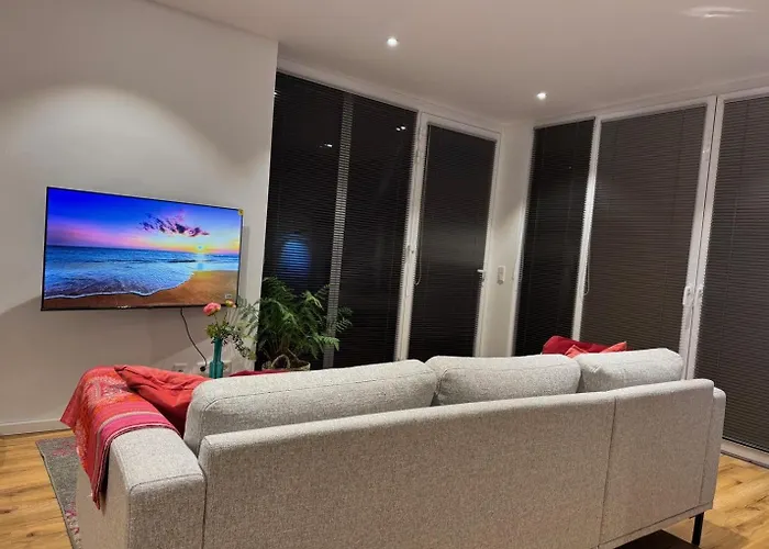 Appartement In - & Quiet - Terrace And Large Windows - Incl Parking, Fast Wifi, Box-spring Bed, Washer & Dryer, Netflix Kranenburg (North Rhine-Westphalia)