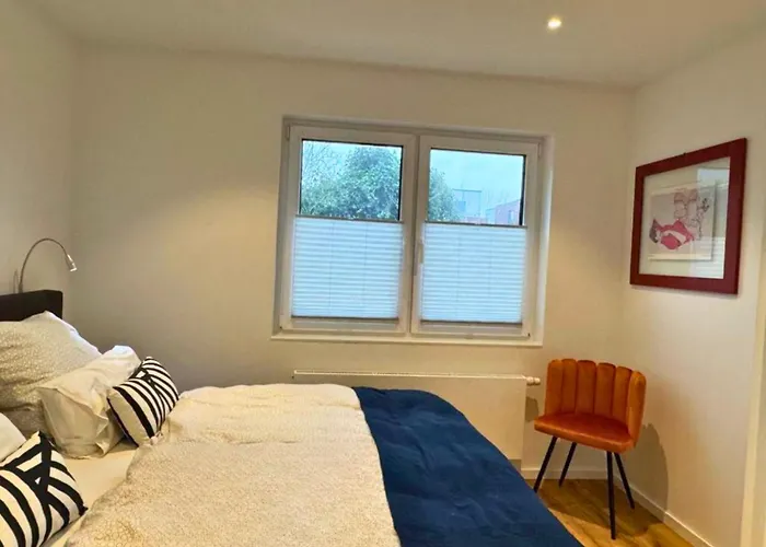 In - & Quiet - Terrace And Large Windows - Incl Parking, Fast Wifi, Box-spring Bed, Washer & Dryer, Netflix * Kranenburg (North Rhine-Westphalia)